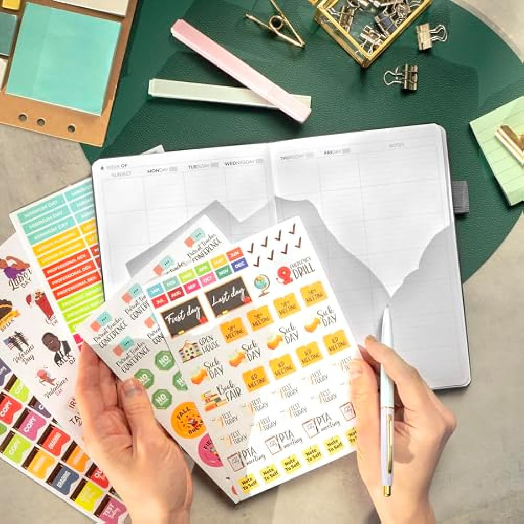 Clever Fox Teacher Planner – Undated A5 Hardcover Lesson Plan Book