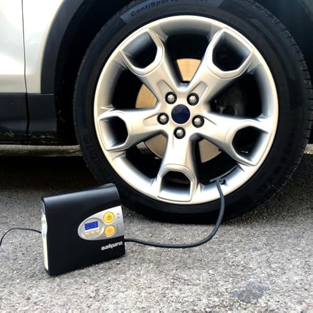 Sakura SS5332 Digital Air Compressor – 12V Portable Car Tyre Inflator