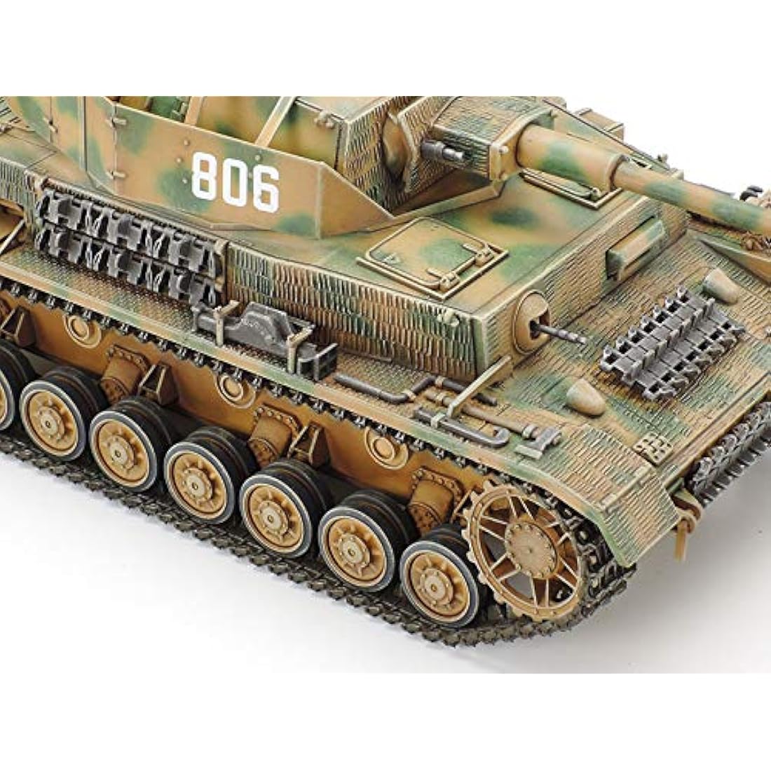 Tamiya 1:35 WWII Panzer IV Ausf. J Tank Model Kit - Special Vehicle 161/2