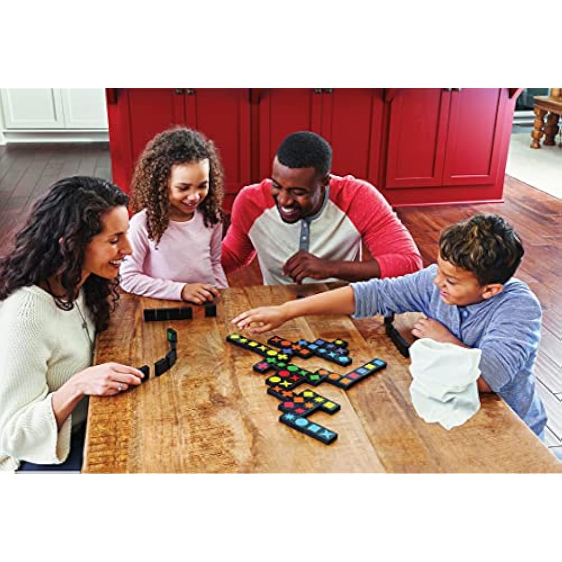 Mindware Qwirkle Travel Board Game – Abstract Strategy Game for Ages 6+