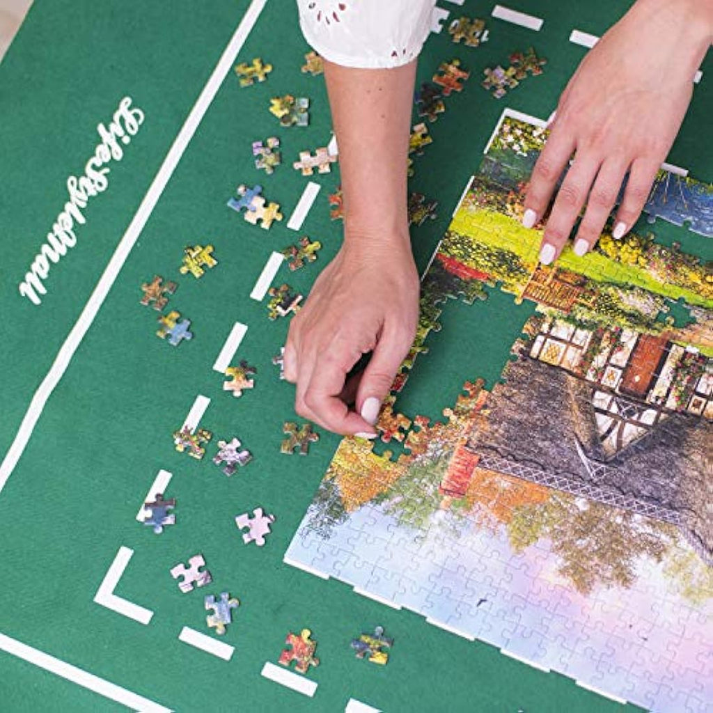 LifeStyleMall Jigsaw Puzzle Mat - 1500 Piece Portable Green Felt Roll