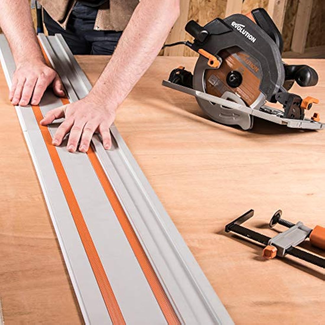 Evolution 2800mm Circular Saw Guide Rail Track with Clamps & Bag