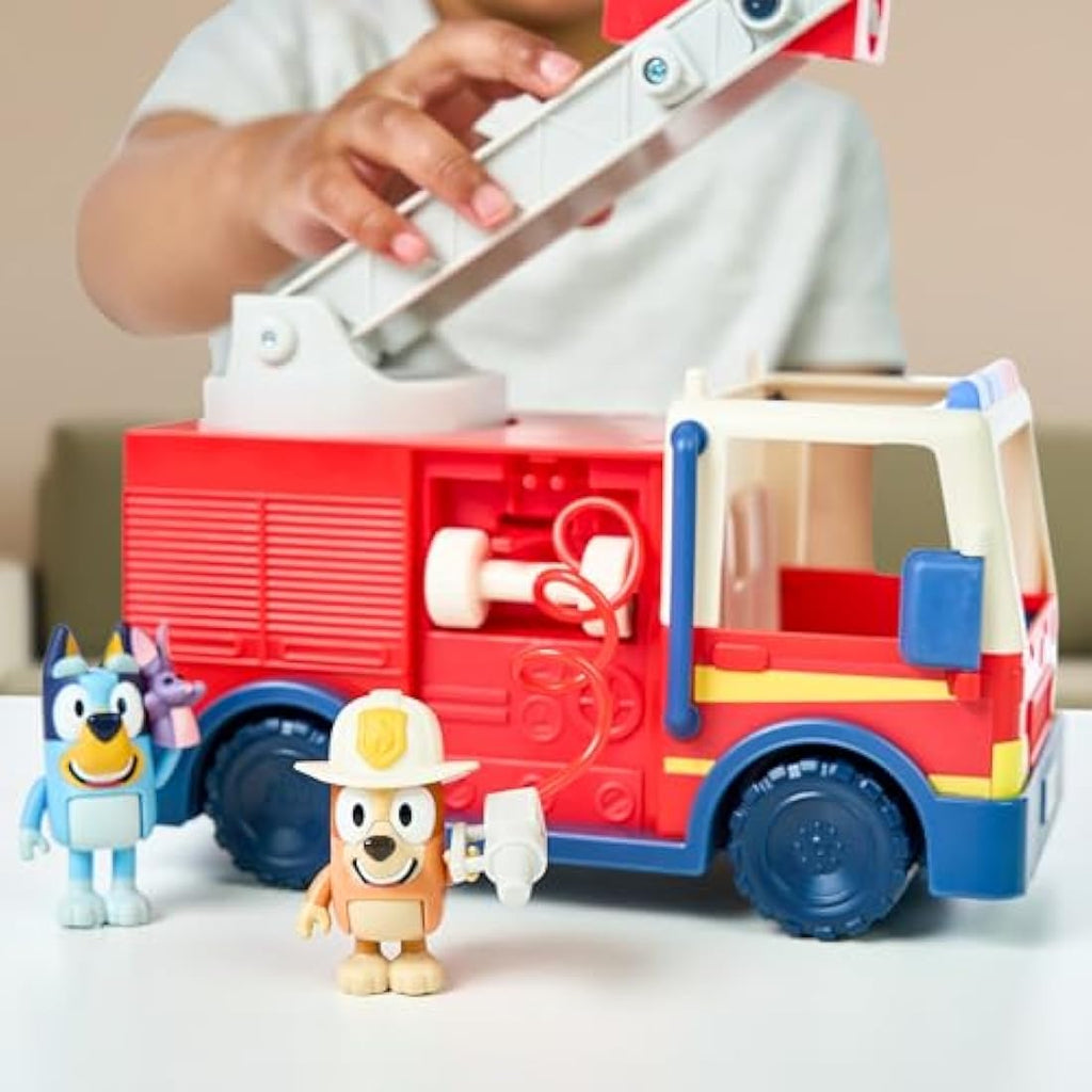 Bluey Firetruck Playset with Exclusive Bingo and Bob Bilby Figures