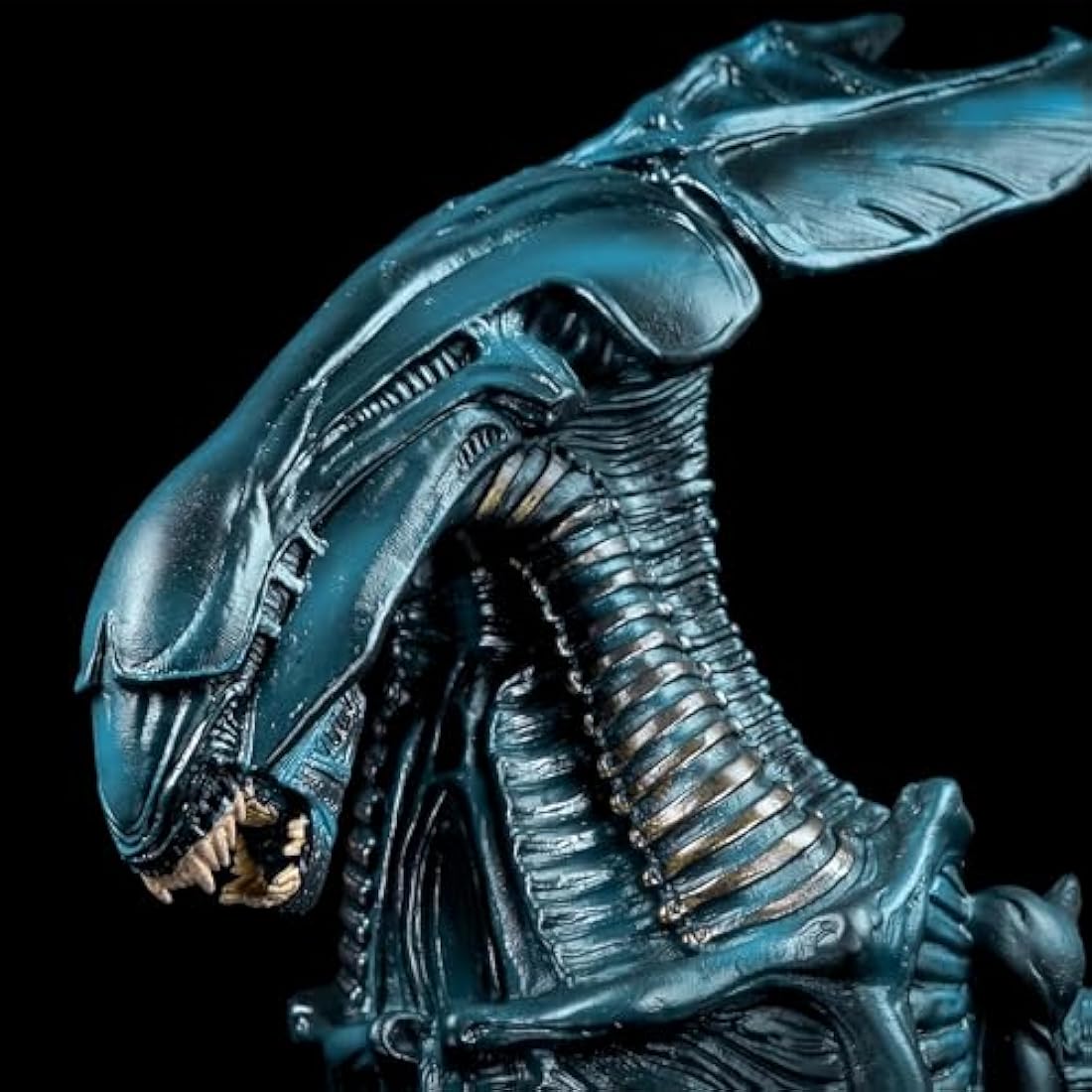 Diamond Select Aliens: Xenomorph Queen Vinyl Bust Bank - 8 Inch