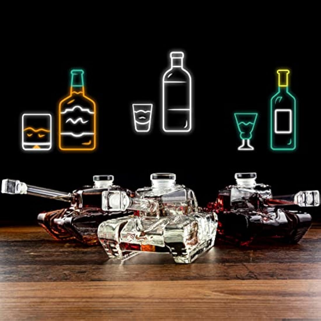 Tank-Shaped Whisky Decanter – 1000ml Glass Military Carafe