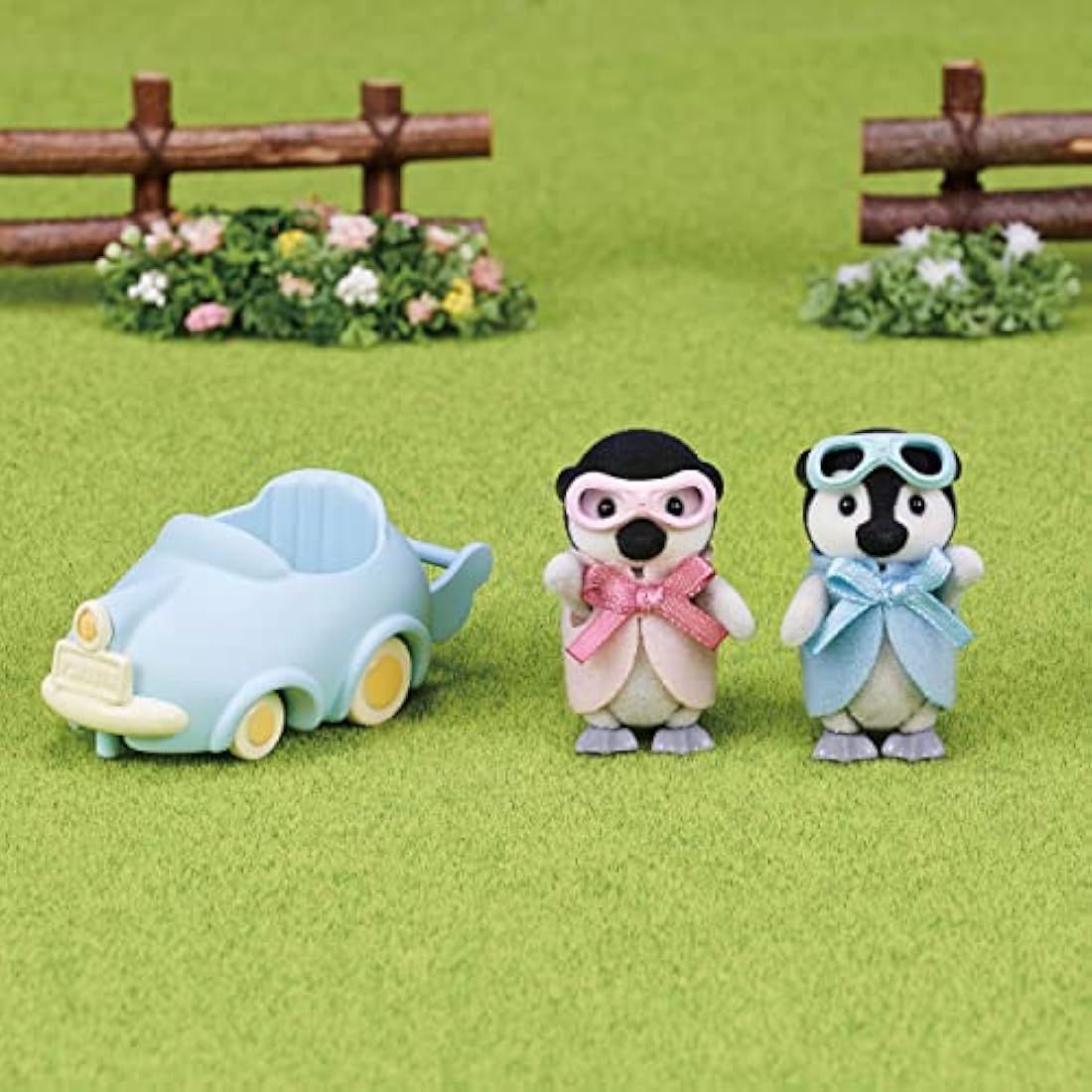 Sylvanian Families Penguin Babies Ride ‘n Play Dollhouse Playset