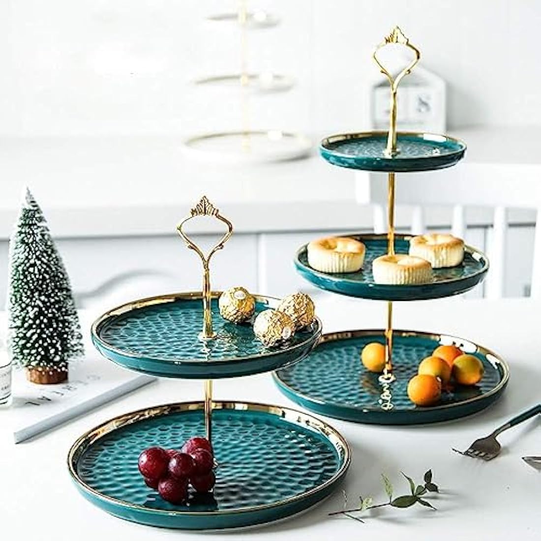 MEETOZ 2-Set Round Porcelain Tiered Cupcake Stand with Gold Rod - Green