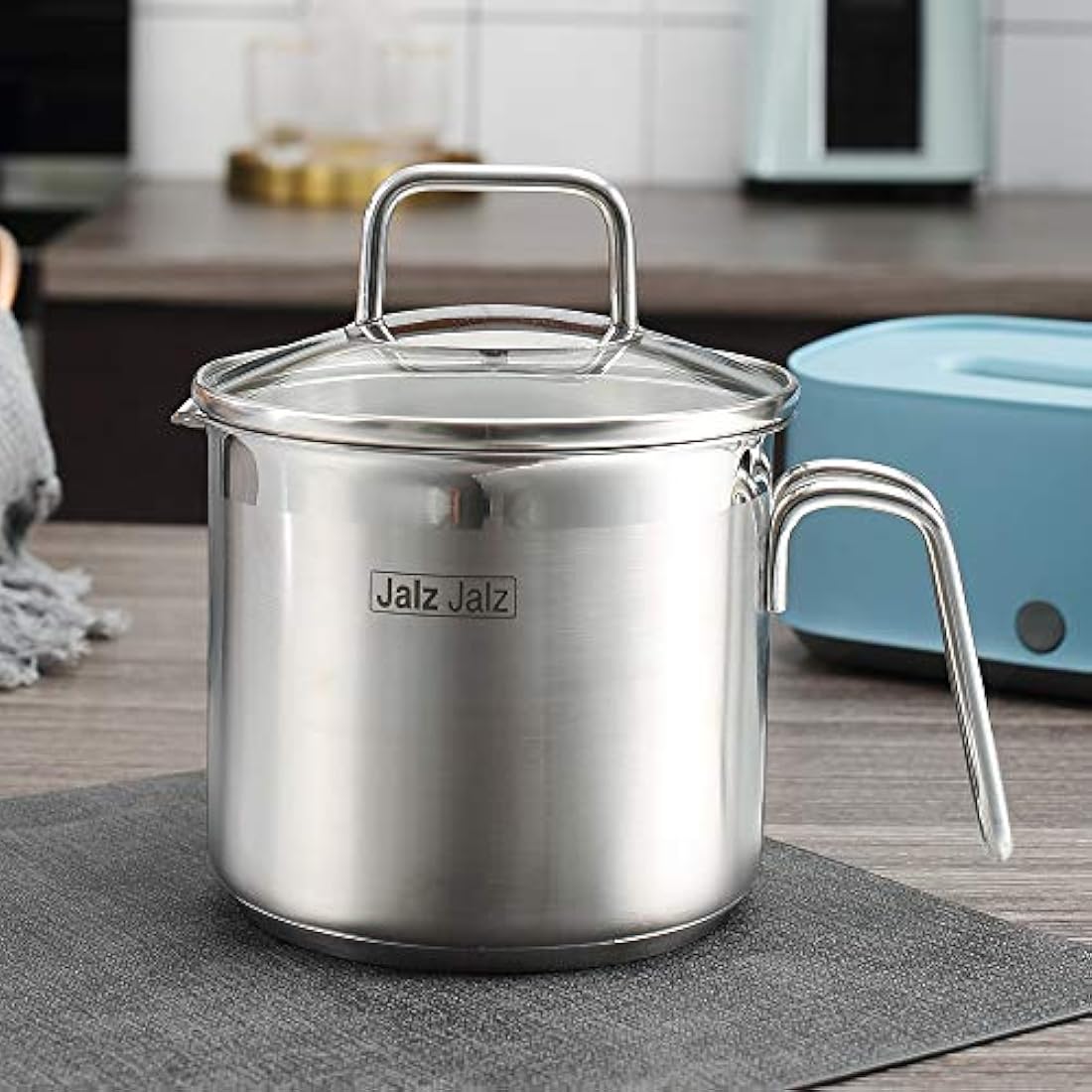 Jalz Jalz 1.5 Quart Stainless Steel Saucepan with Straining Lid