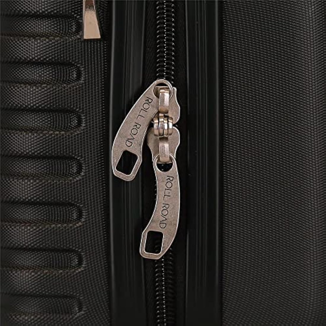 Roll Road India Beauty Case - Black ABS Hard Shell Travel Organizer