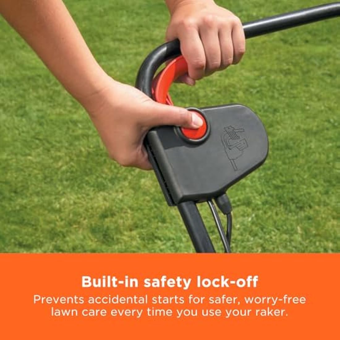 BLACK+DECKER 600W Electric Lawn Raker & Scarifier - 30cm Width