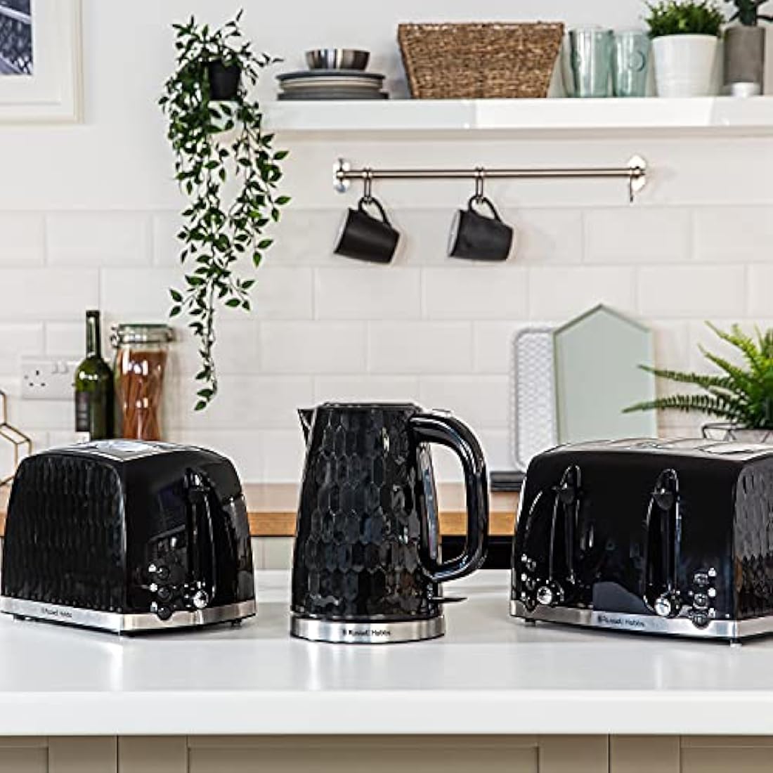 Russell Hobbs Honeycomb 4 Slice Toaster – Black Textured High Gloss
