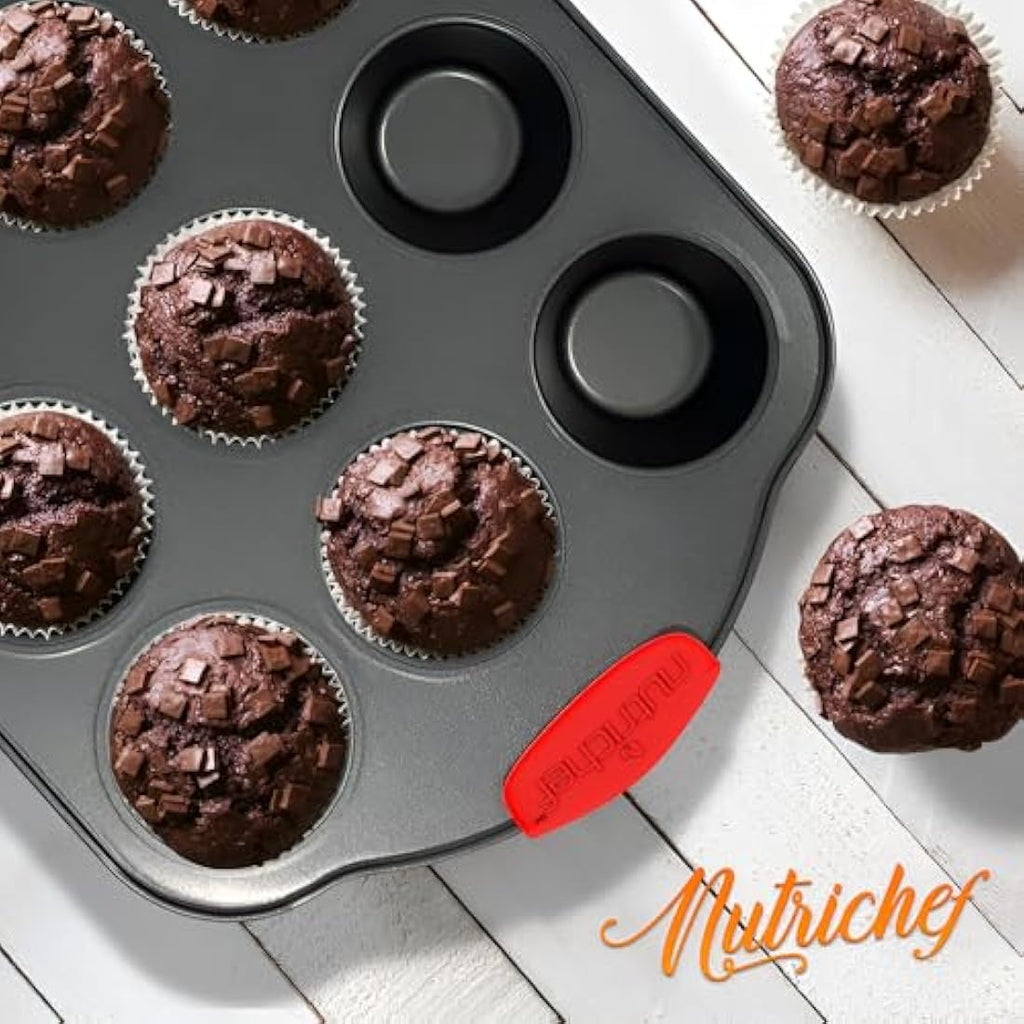 Nutrichef 6-Piece Nonstick Carbon Steel Bakeware Set with Silicone Handles
