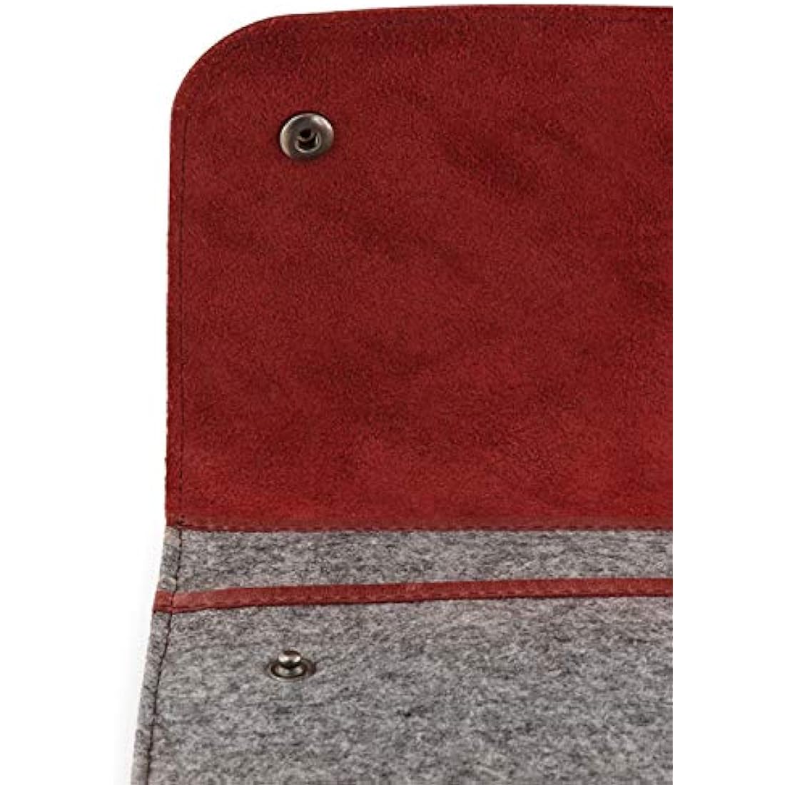 MegaGear Genuine Leather & Fleece MacBook Sleeve – 16 Inch Laptop Case