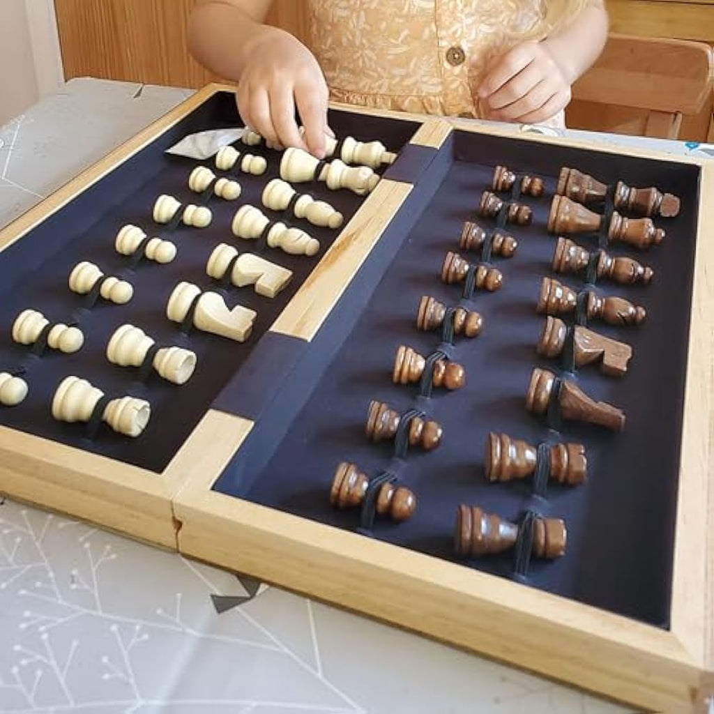 Jaques of London Wooden Staunton Chess Set | Folding Board & Pieces