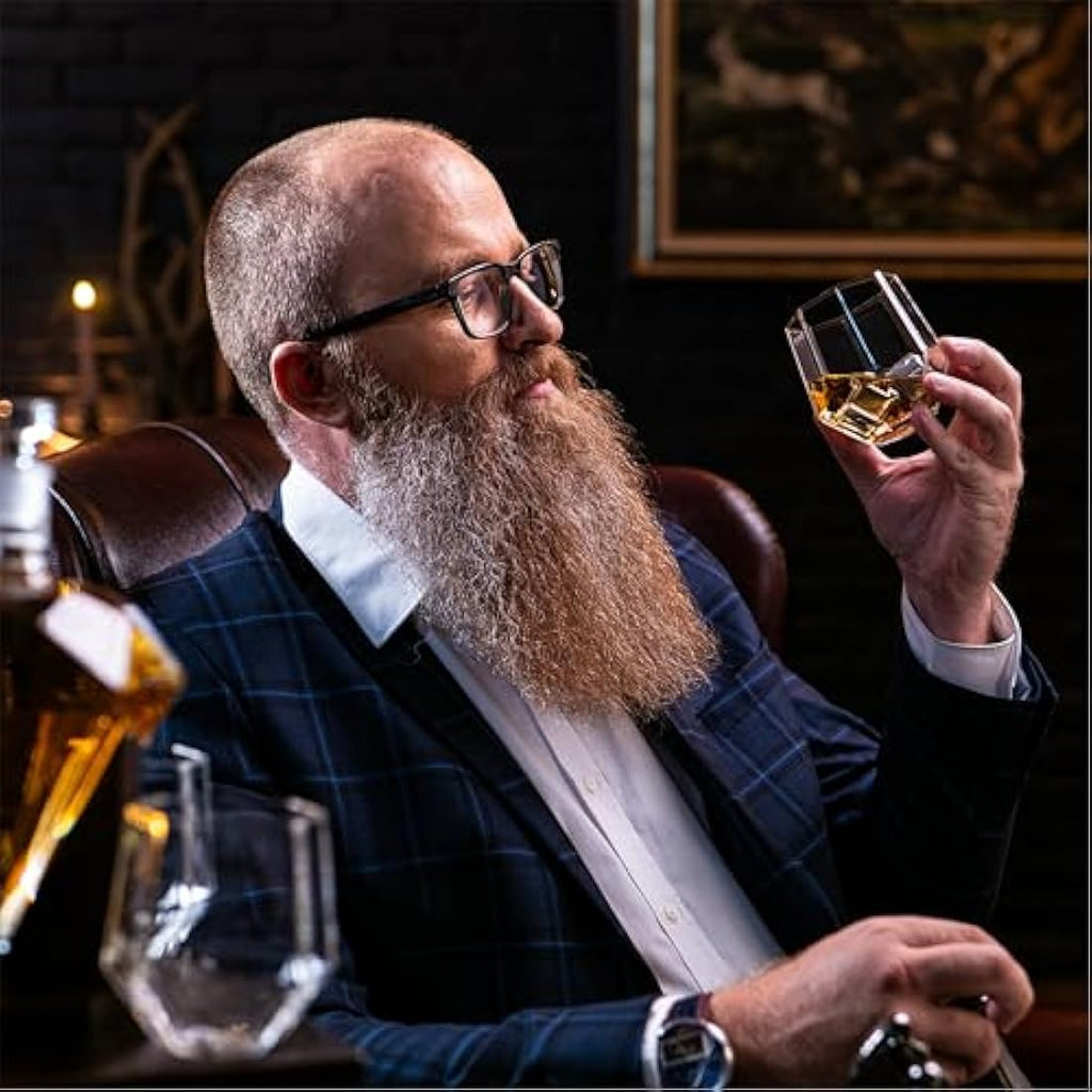 Whisiskey Diamond Whiskey Decanter Set - 1000ml Carafe with 4 Glasses