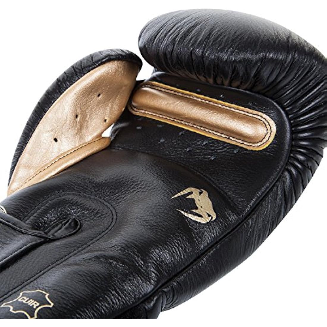 Venum Giant 3.0 Boxing Gloves – Triple Density Foam for Muay Thai