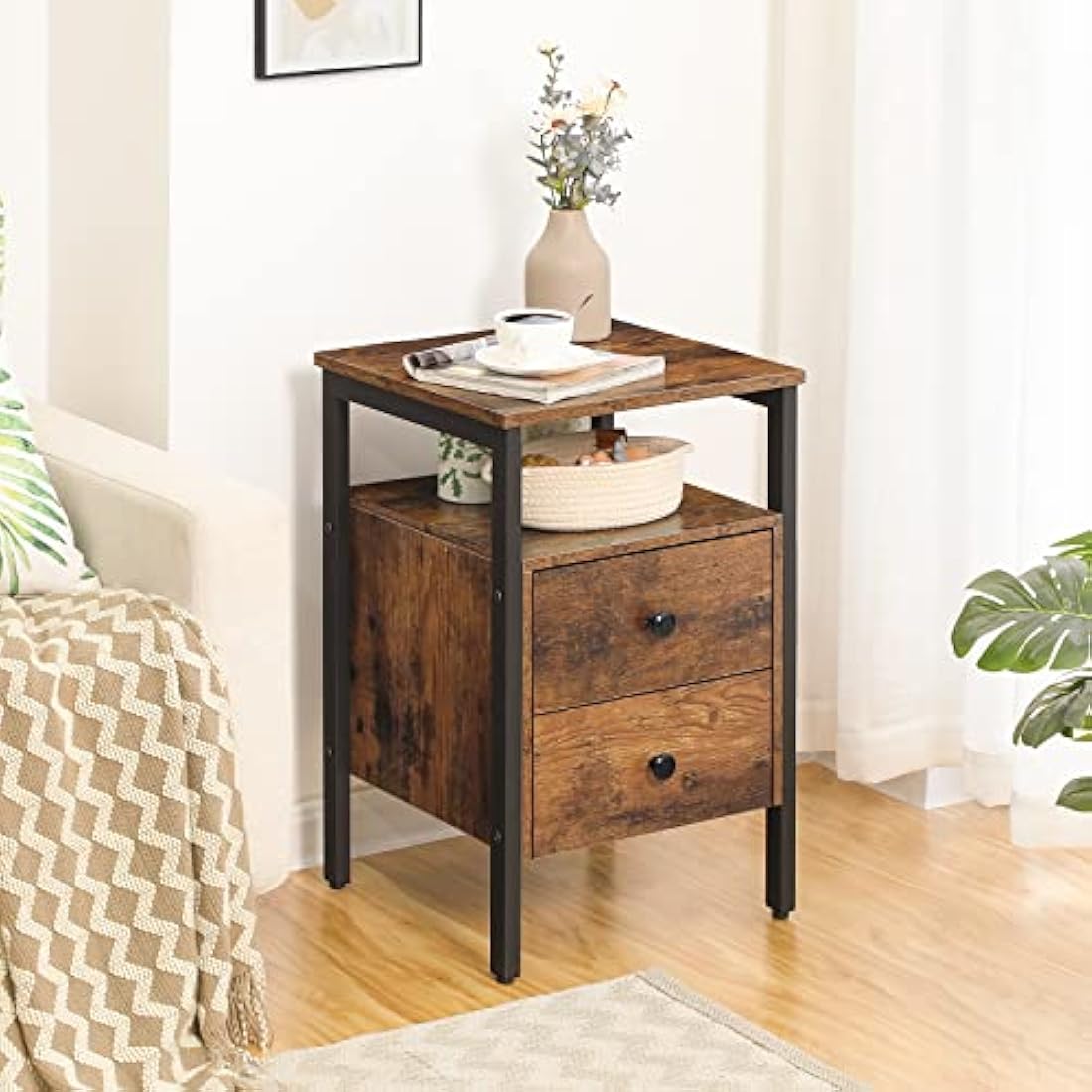 HOOBRO Industrial Nightstand – 2-Drawer Side Table in Rustic Brown