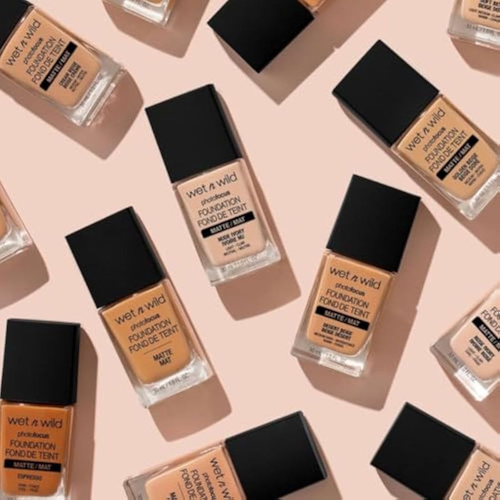 Wet n Wild Photo Focus Matte Liquid Foundation – Soft Beige, 30ml