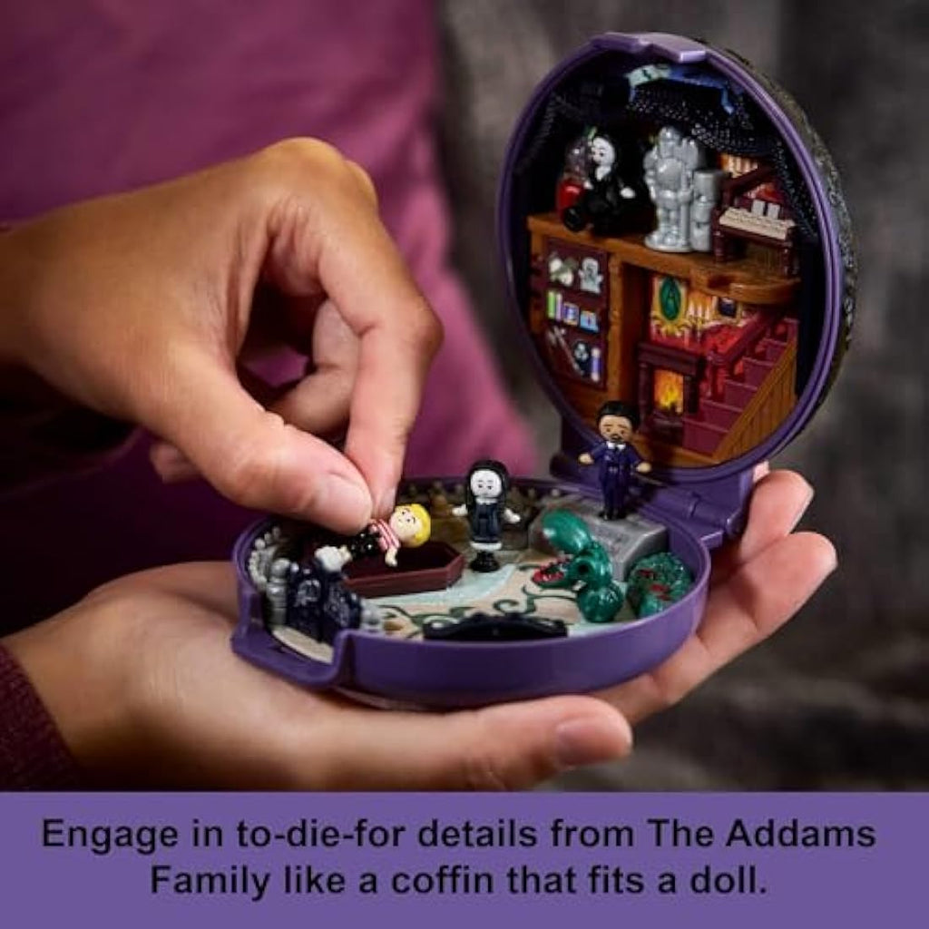 Polly Pocket The Addams Family Collector Compact Playset with 4 Dolls