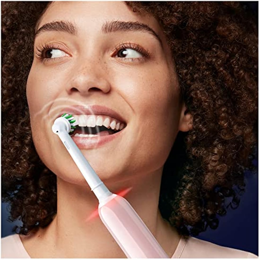 Oral-B Pro 3 Electric Toothbrush with Travel Case & 3 Modes – Pink