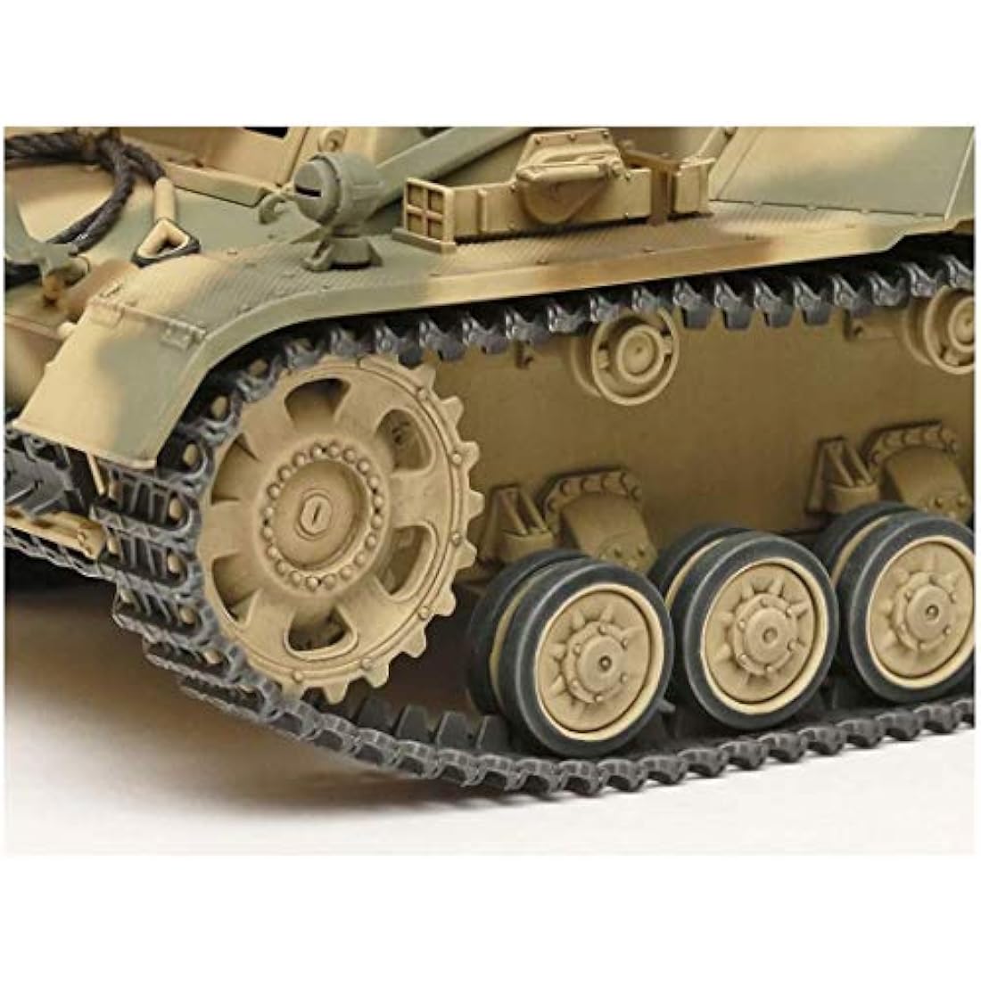 Tamiya 1:35 German Tank Howitzer Hummel - Plastic Model Building Kit