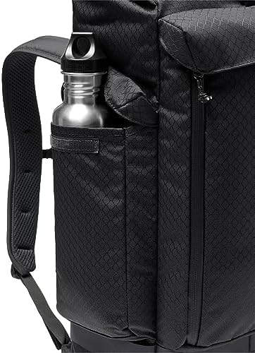 VAUDE Cyclist Pack - Waterproof Urban Cycling and Laptop Backpack