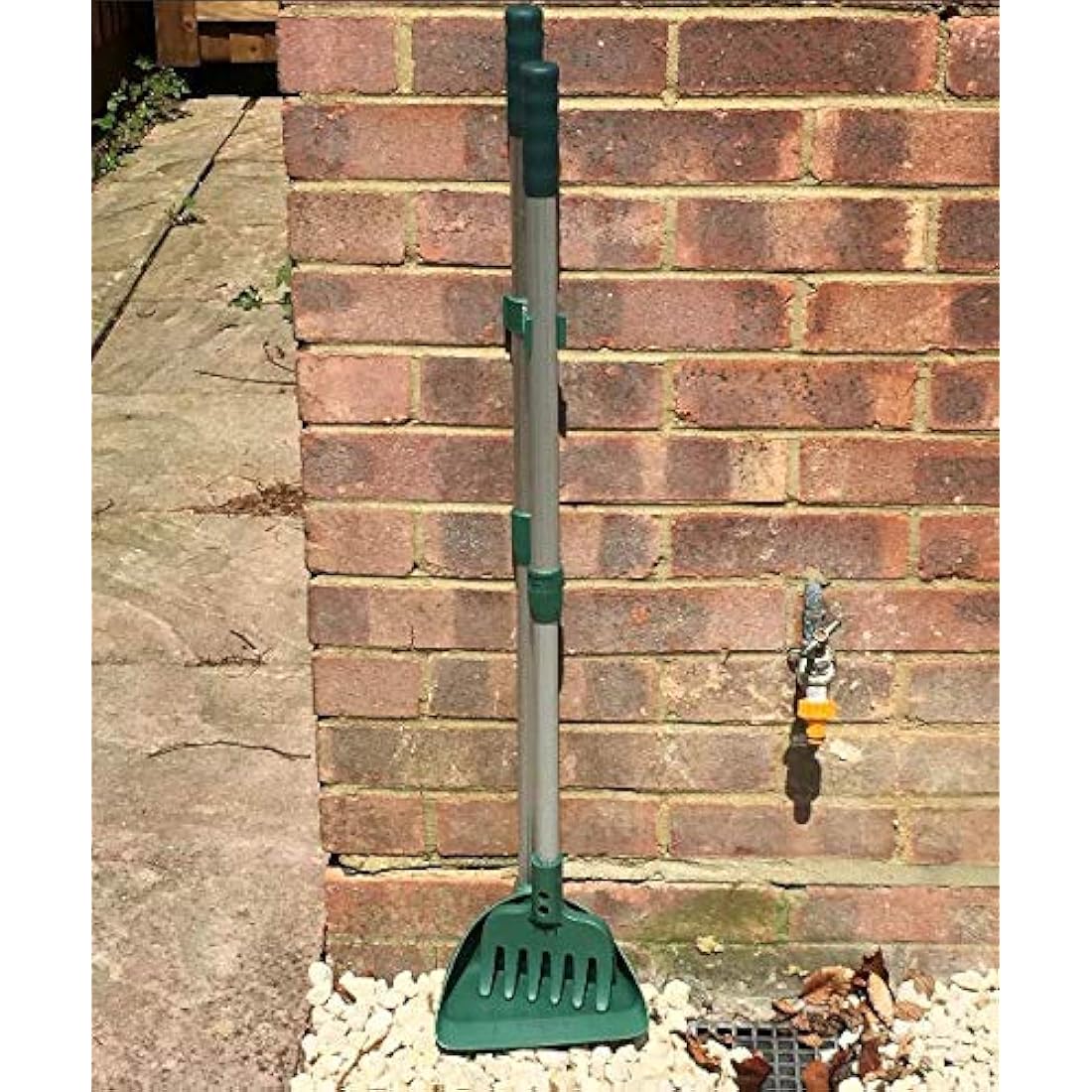 MDC Long Handled Pooper Scooper – No-Bend Dog Waste Rake and Scoop