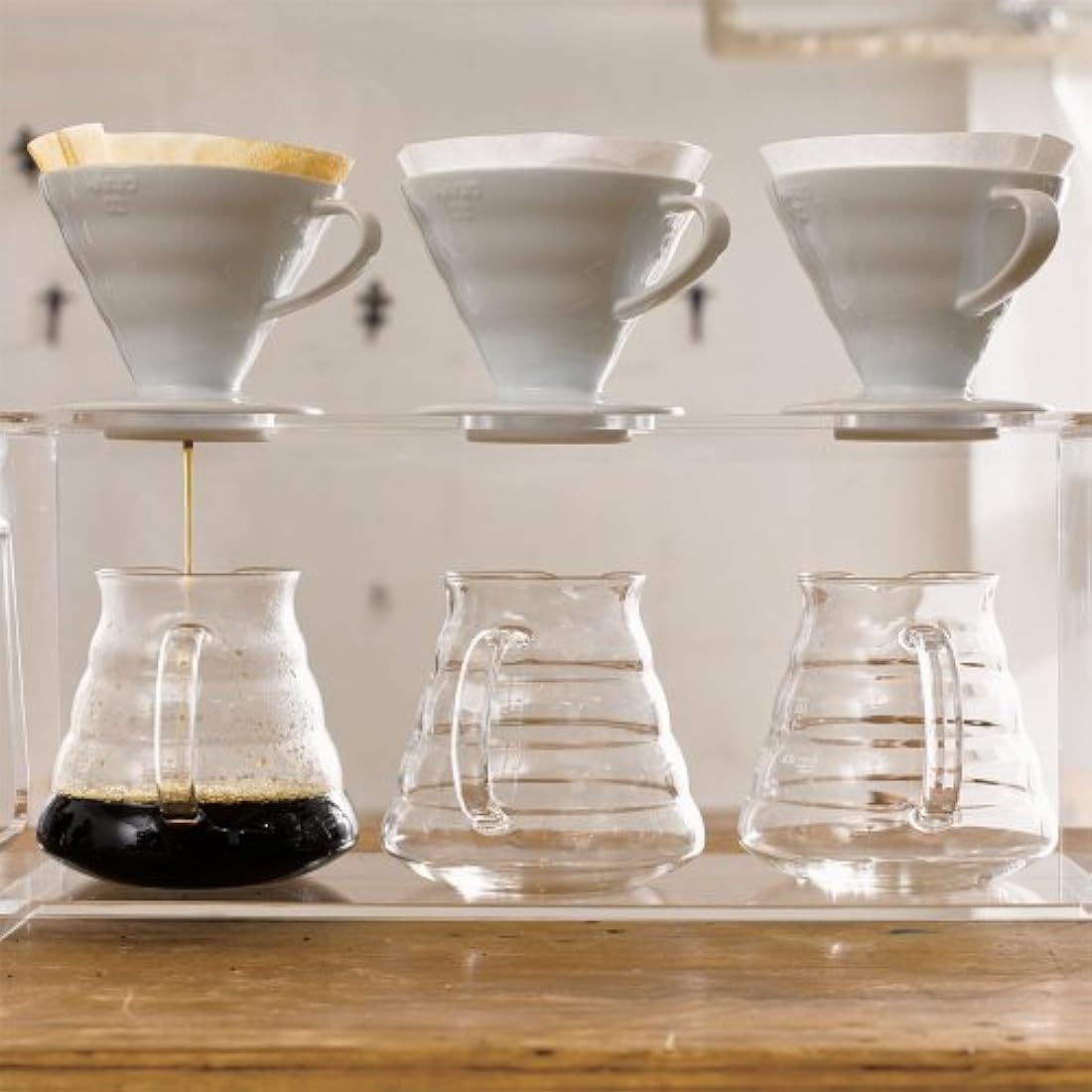 Hario V60 Range Server – 600ml Heat-Proof Glass Coffee Carafe, White