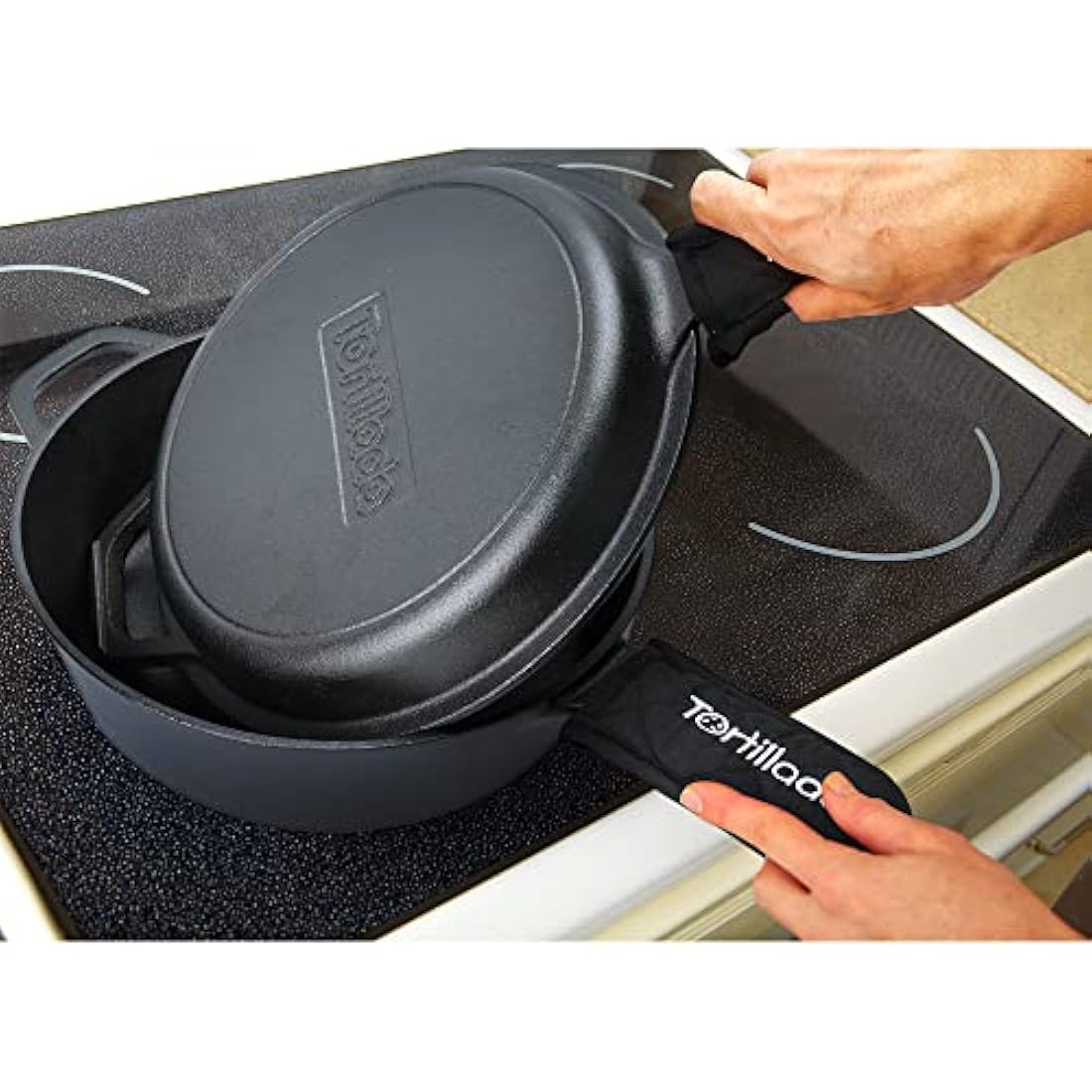 Tortillada Preseasoned Cast Iron Combo Cooker | 3.5L Dutch Oven & Skillet