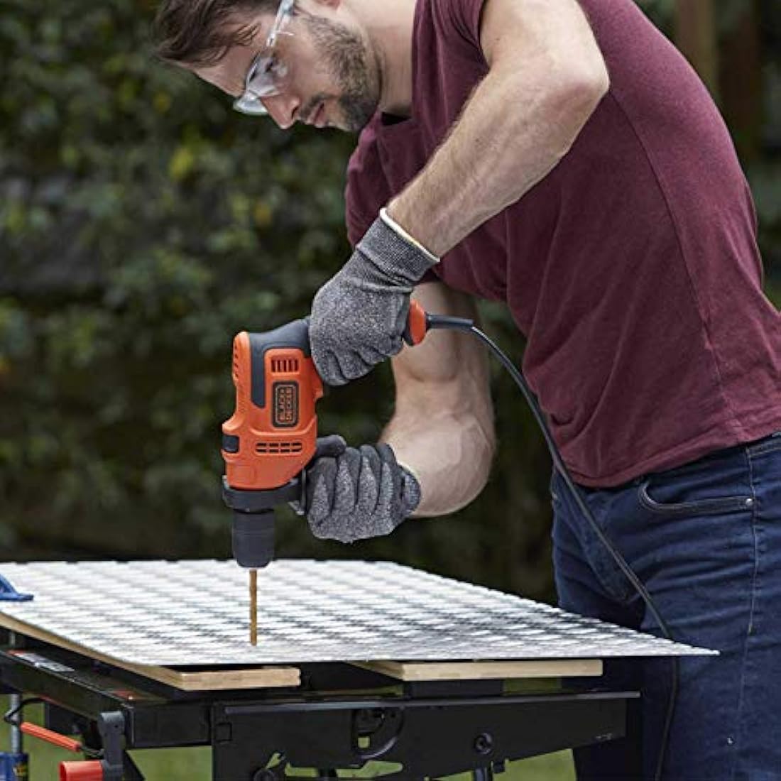 BLACK+DECKER 500W Electric Hammer Drill for Masonry & Concrete – BEH200-GB