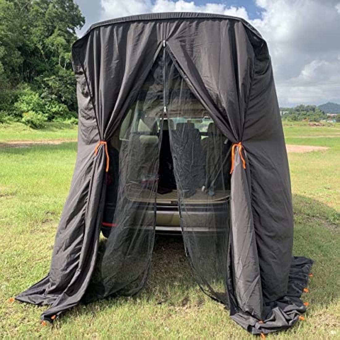 SA&MC SUV Tailgate Tent | Portable Privacy Changing Room & Shelter