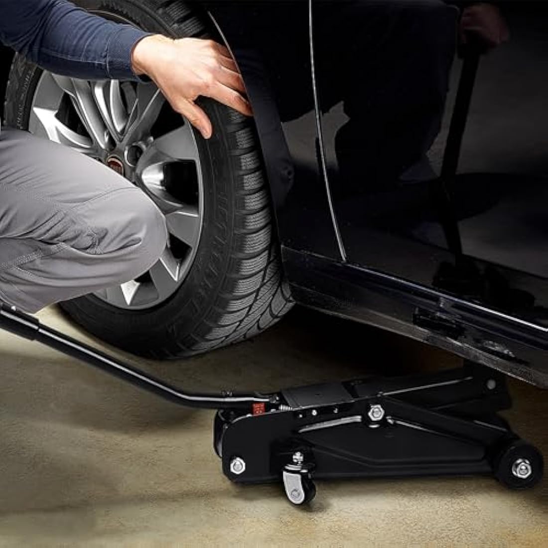 Deuba 2 Tonne Hydraulic Trolley Floor Jack with Case and Rubber Pad