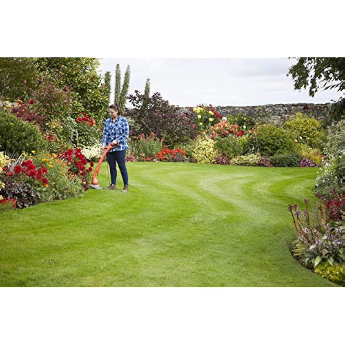 Flymo Contour XT Electric Grass Trimmer & Edger | 300W, 25cm Cut