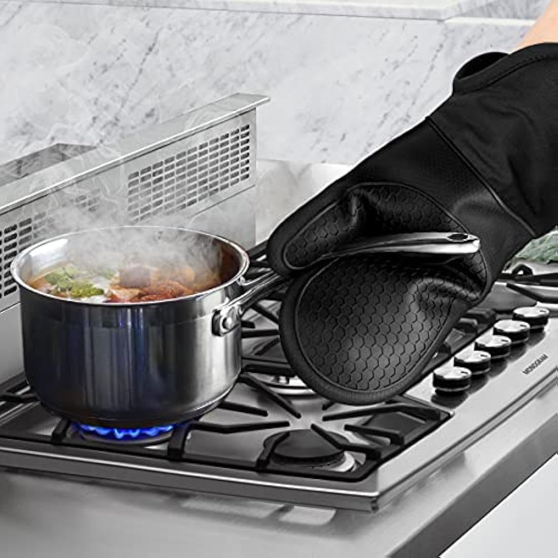 Silicone Oven Mitts - Heat Resistant BBQ Gloves with Pads