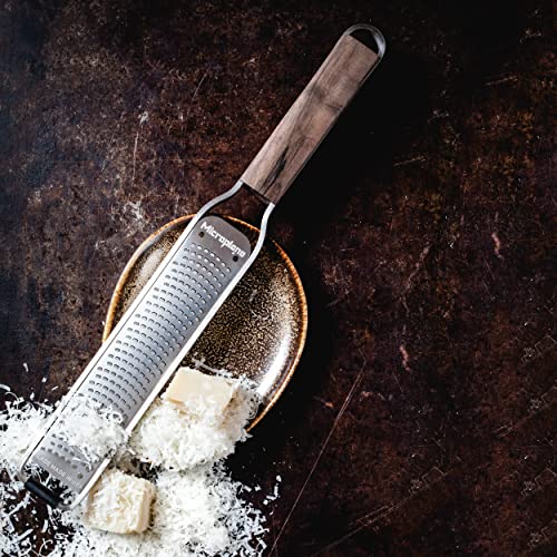 Microplane Zester Grater | Walnut Wood Handle & Stainless Steel Blade