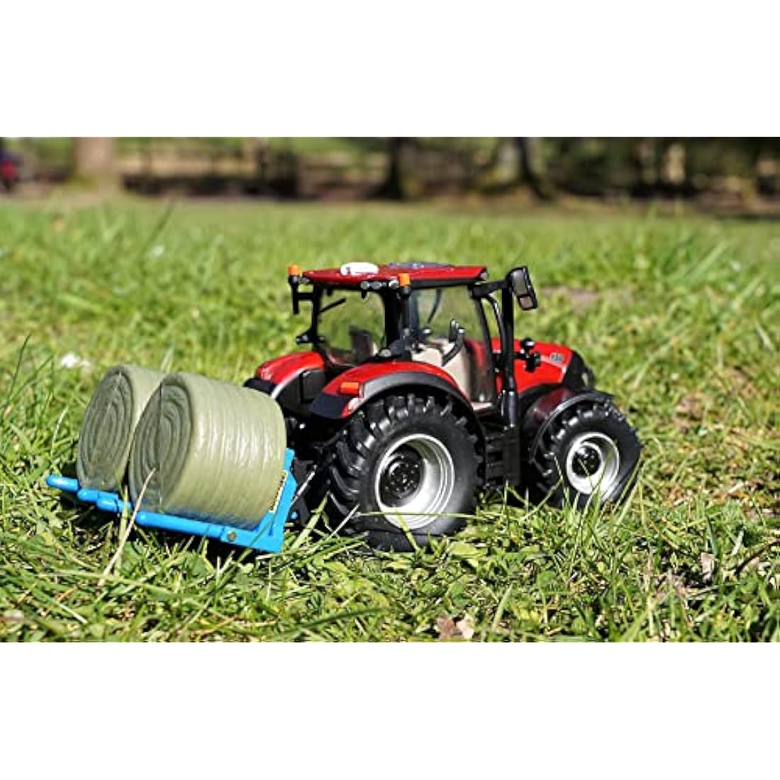 Britains 1:32 Fleming Bale Lifter – Diecast Metal Tractor Toy Accessory