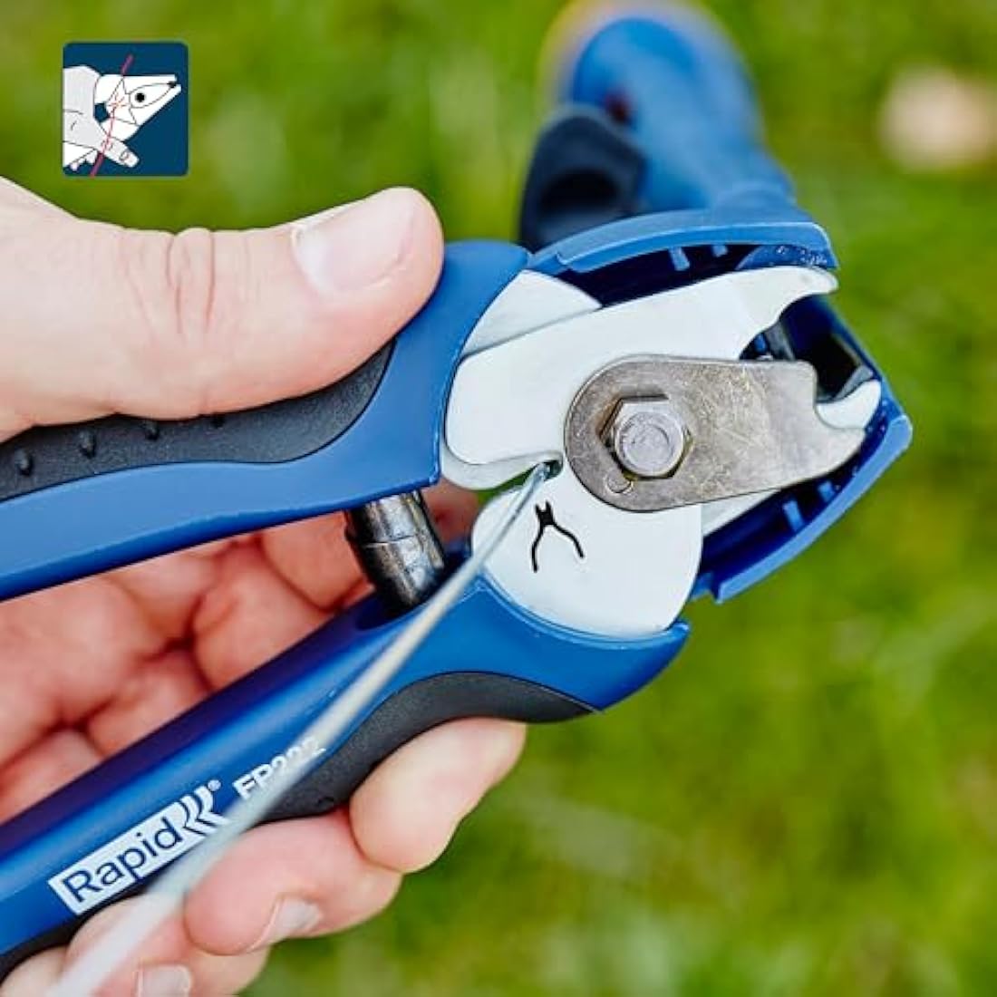 Rapid FP222 Fence Pliers for VR22 Hogrings – Ergonomic Soft Handle