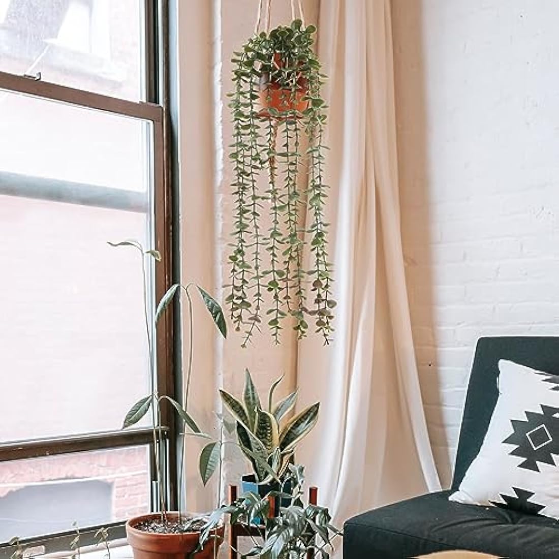 Veryhome 2-Pack Artificial Hanging Eucalyptus Plants in Pots – Green