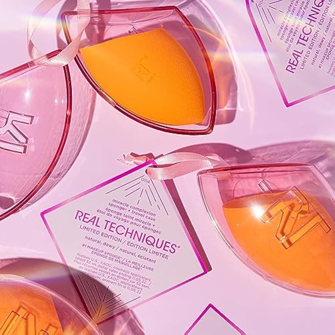 Real Techniques Miracle Complexion Sponge & Travel Case Holiday Ornament