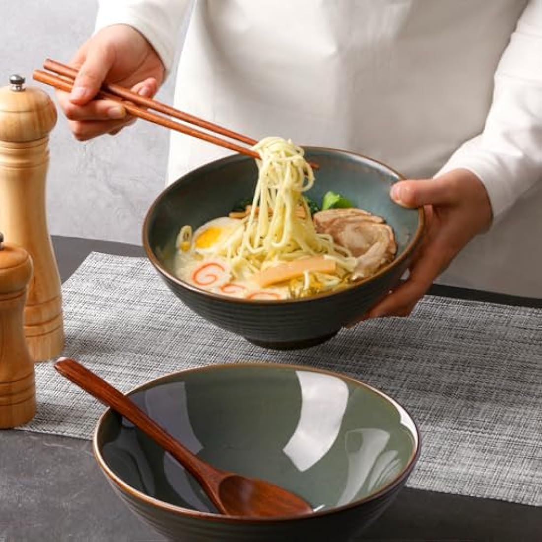 NUTRIUPS Ceramic Ramen Bowl Set of 2 - 1200ml Japanese Noodle Bowls