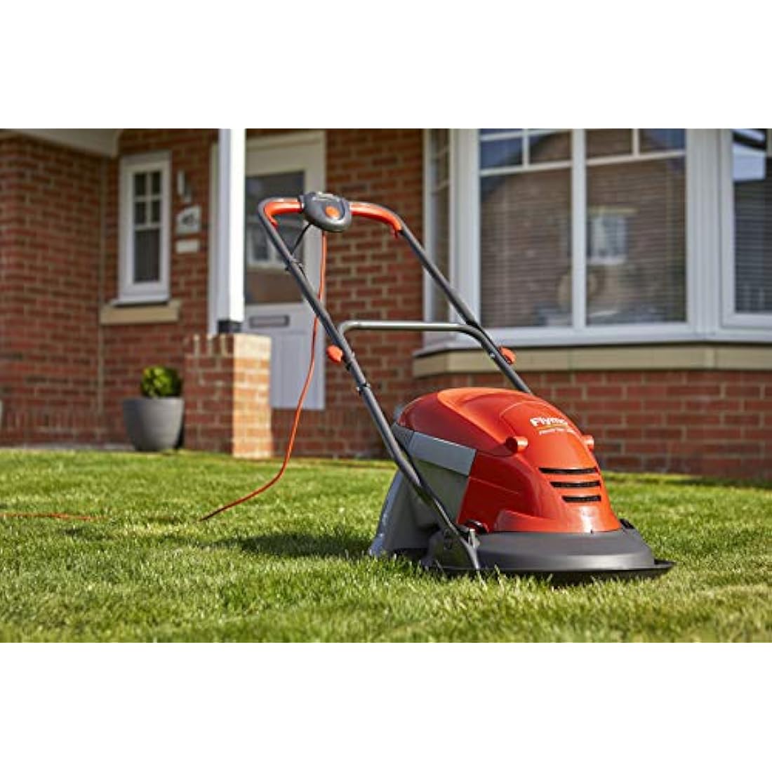 Flymo Hover Vac 250 Electric Lawn Mower – 1400W, 25cm Cutting Width