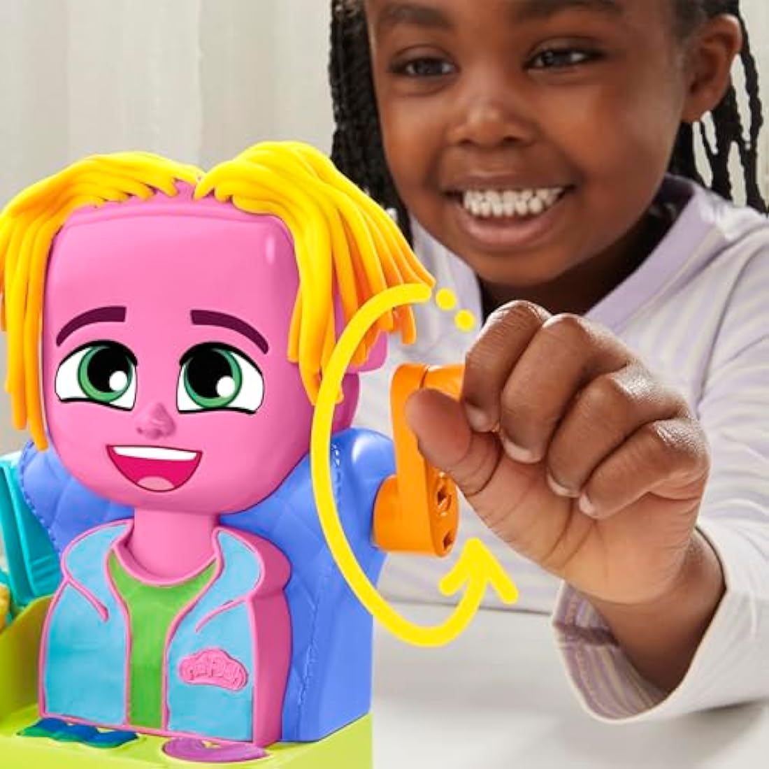 Play-Doh Hair Stylin' Salon Playset with 6 Cans - Kids Creative Toy