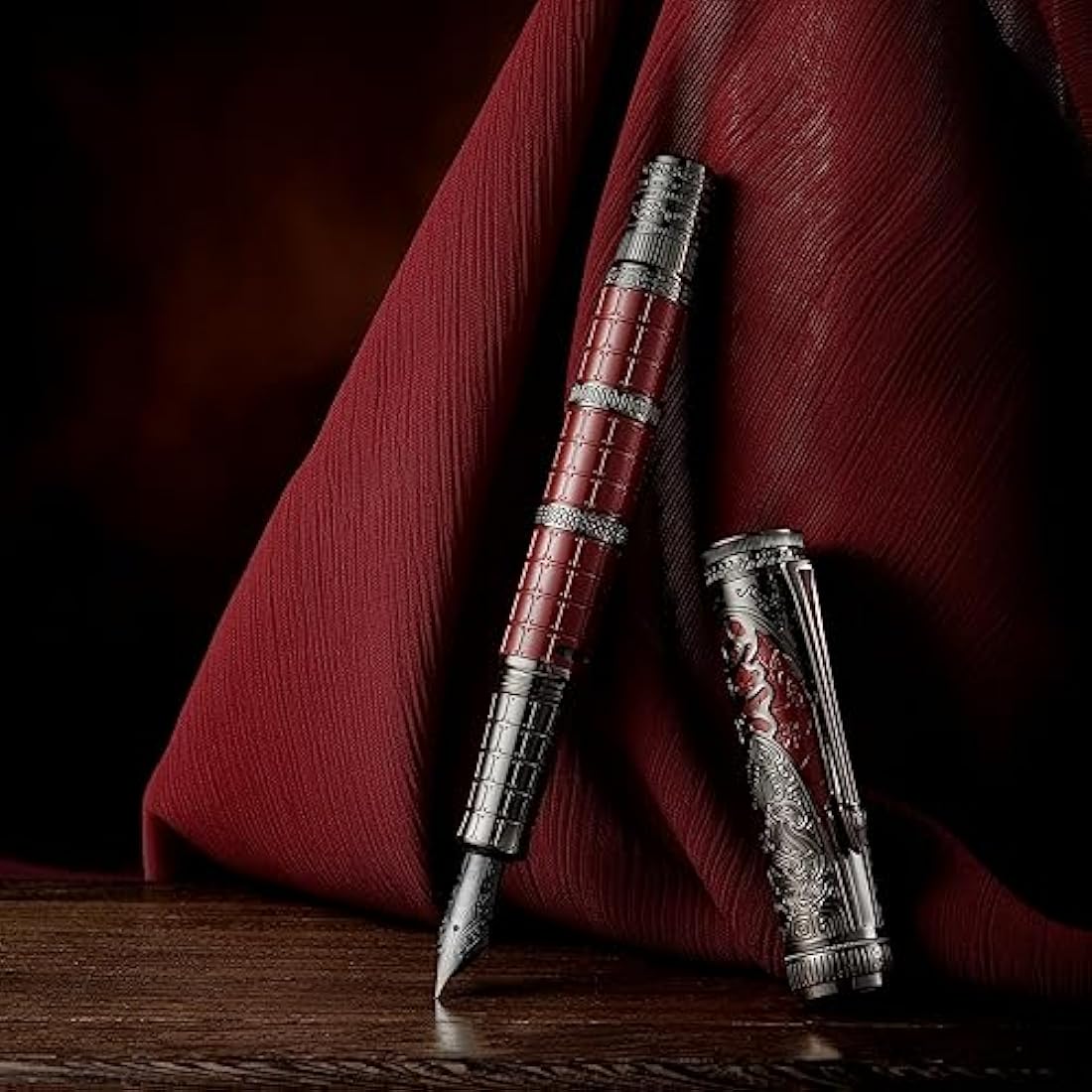 Hongdian D5 Qin Dynasty Fountain Pen – Red Silver Piston Fill EF Nib