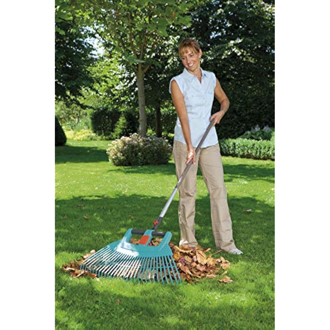 GARDENA Combisystem Plastic Leaf Rake XXL Vario – 77 cm Width