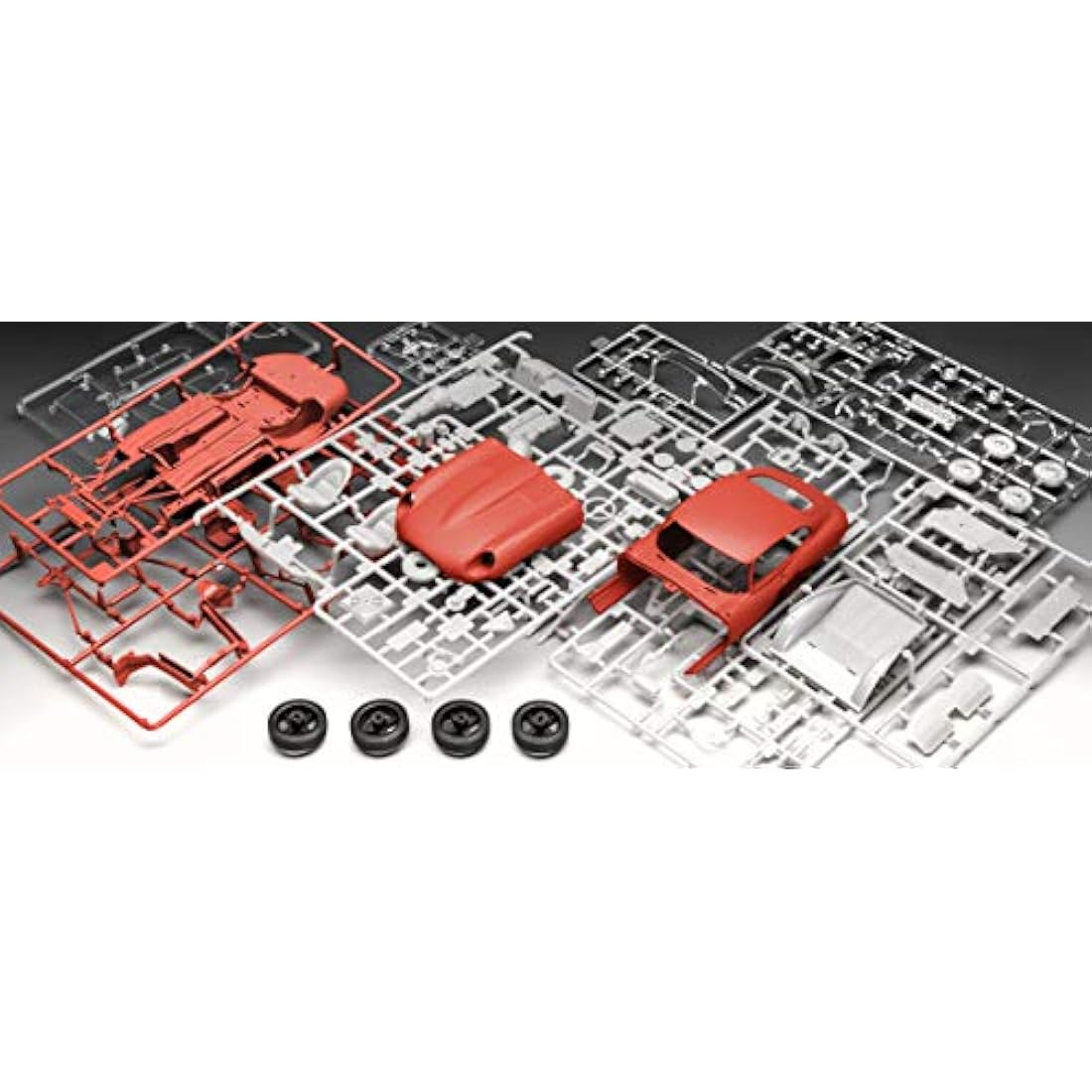 Revell Jaguar E-Type Coupé Model Kit – 1:24 Scale Plastic Model