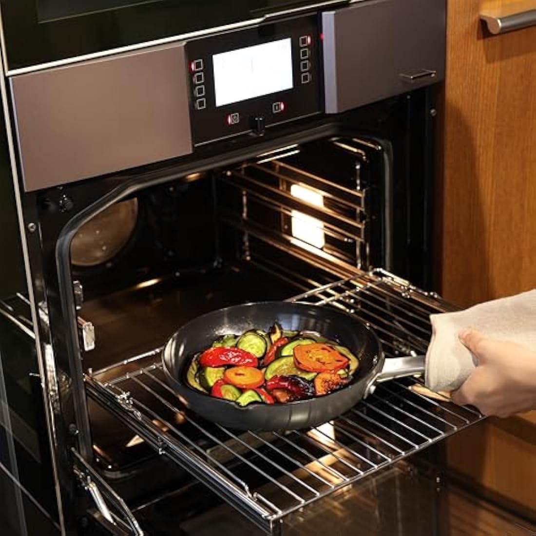 Zyliss Ultimate Pro Ceramic Frying Pan – 24cm Non-Stick Induction Pan