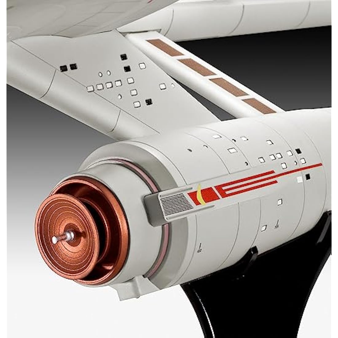 Revell Star Trek U.S.S. Enterprise NCC-1701 1:600 Plastic Model Kit