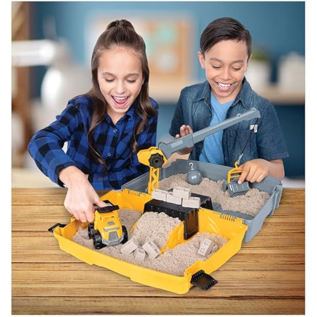 Kinetic Sand Construction Site Folding Sandbox Playset with Vehicle