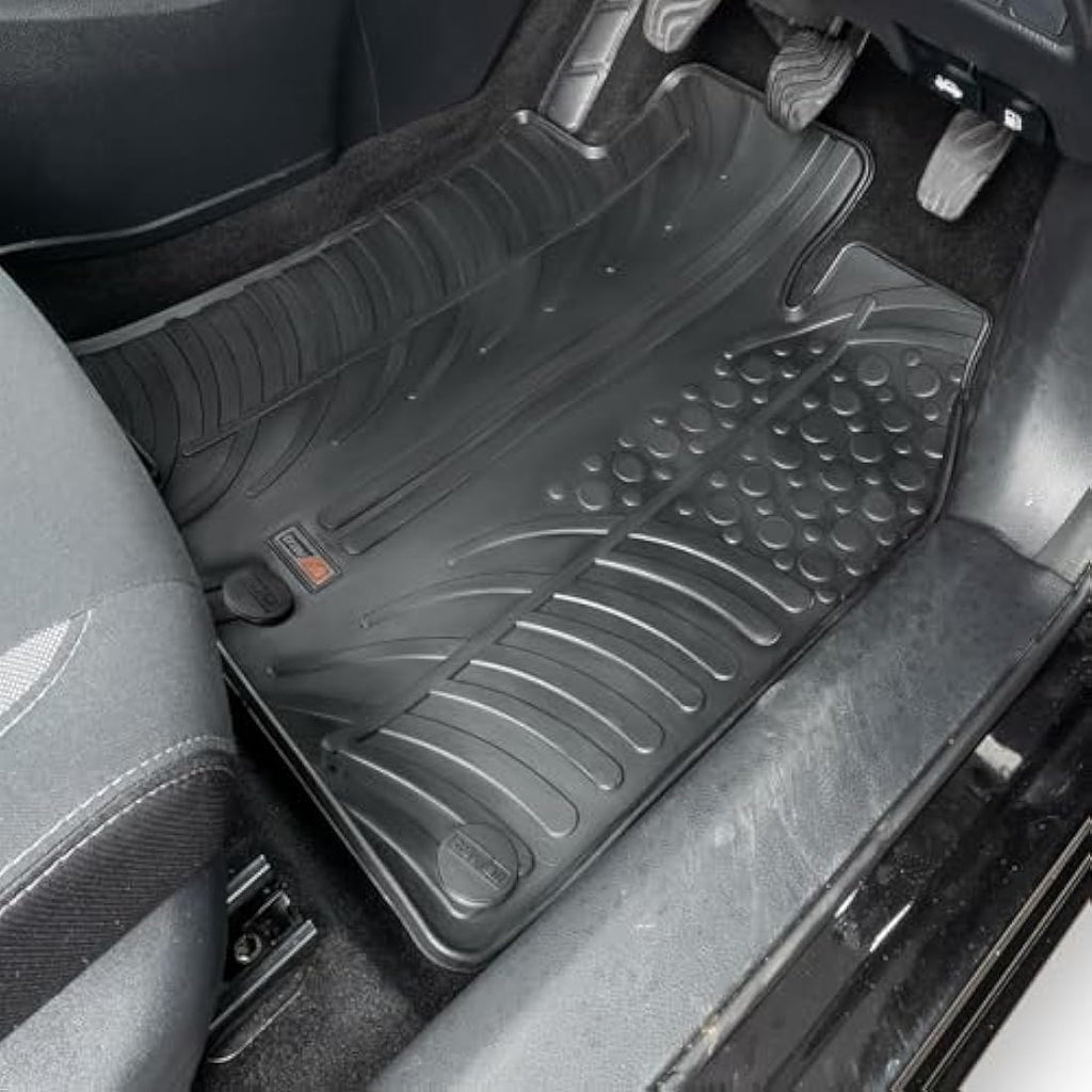 Travall Rubber Car Mats for Nissan Qashqai (2013-2021) | Heavy Duty Black