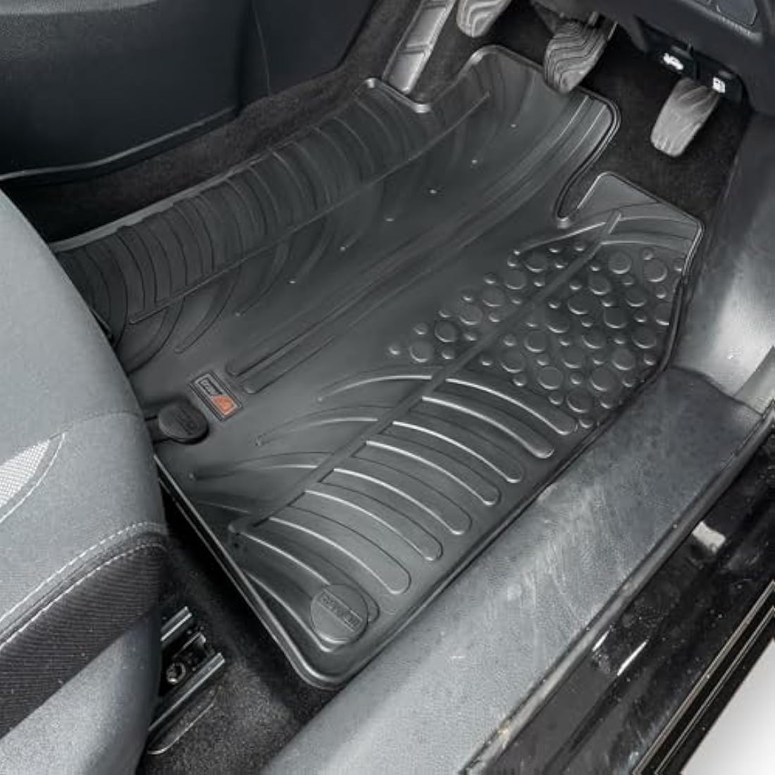 Travall Rubber Car Mats for Nissan Qashqai (2013-2021) | Heavy Duty Black